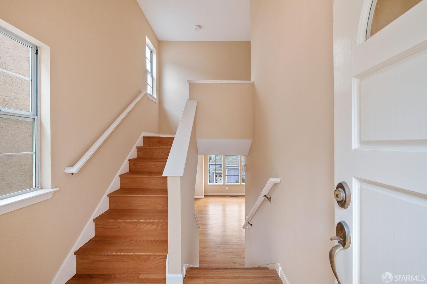 Detail Gallery Image 7 of 54 For 4369 Terrabella Way, Oakland,  CA 94619 - 3 Beds | 2 Baths