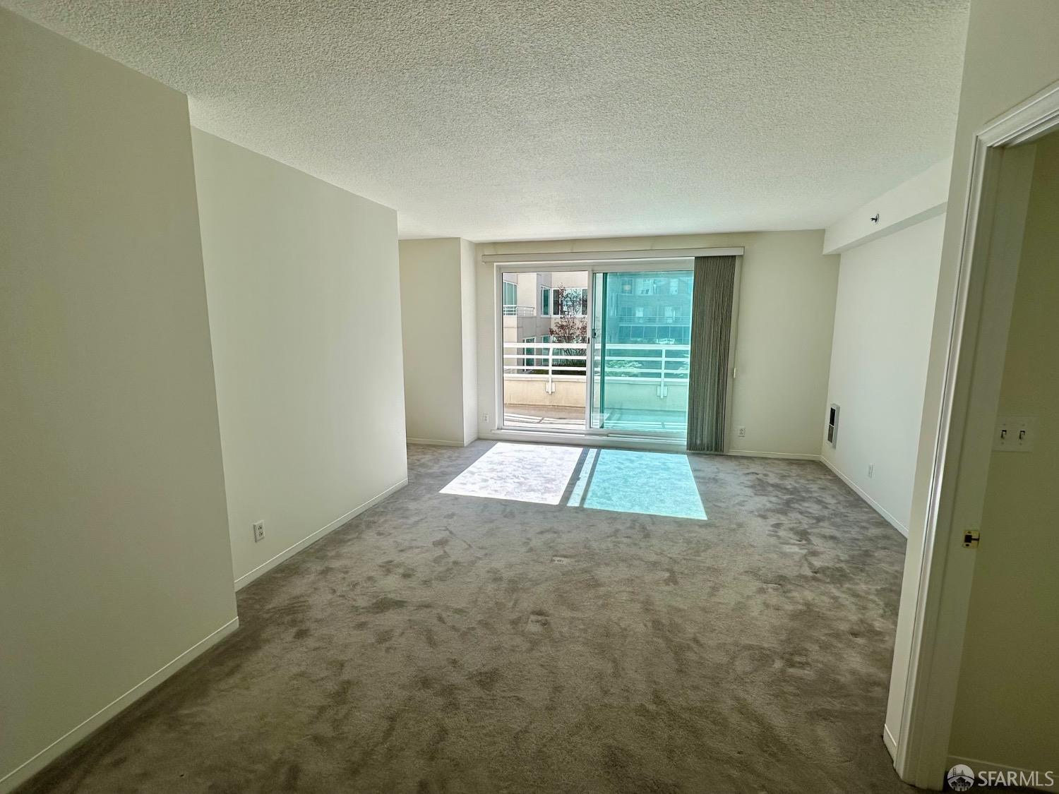 Detail Gallery Image 4 of 29 For 111 Chestnut St #208,  San Francisco,  CA 94111 - 1 Beds | 1 Baths