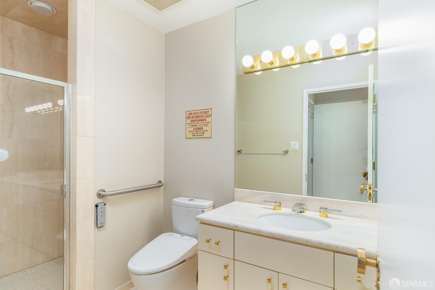 Detail Gallery Image 5 of 33 For 101 Lombard St 903w,  San Francisco,  CA 94111 - 2 Beds | 2 Baths