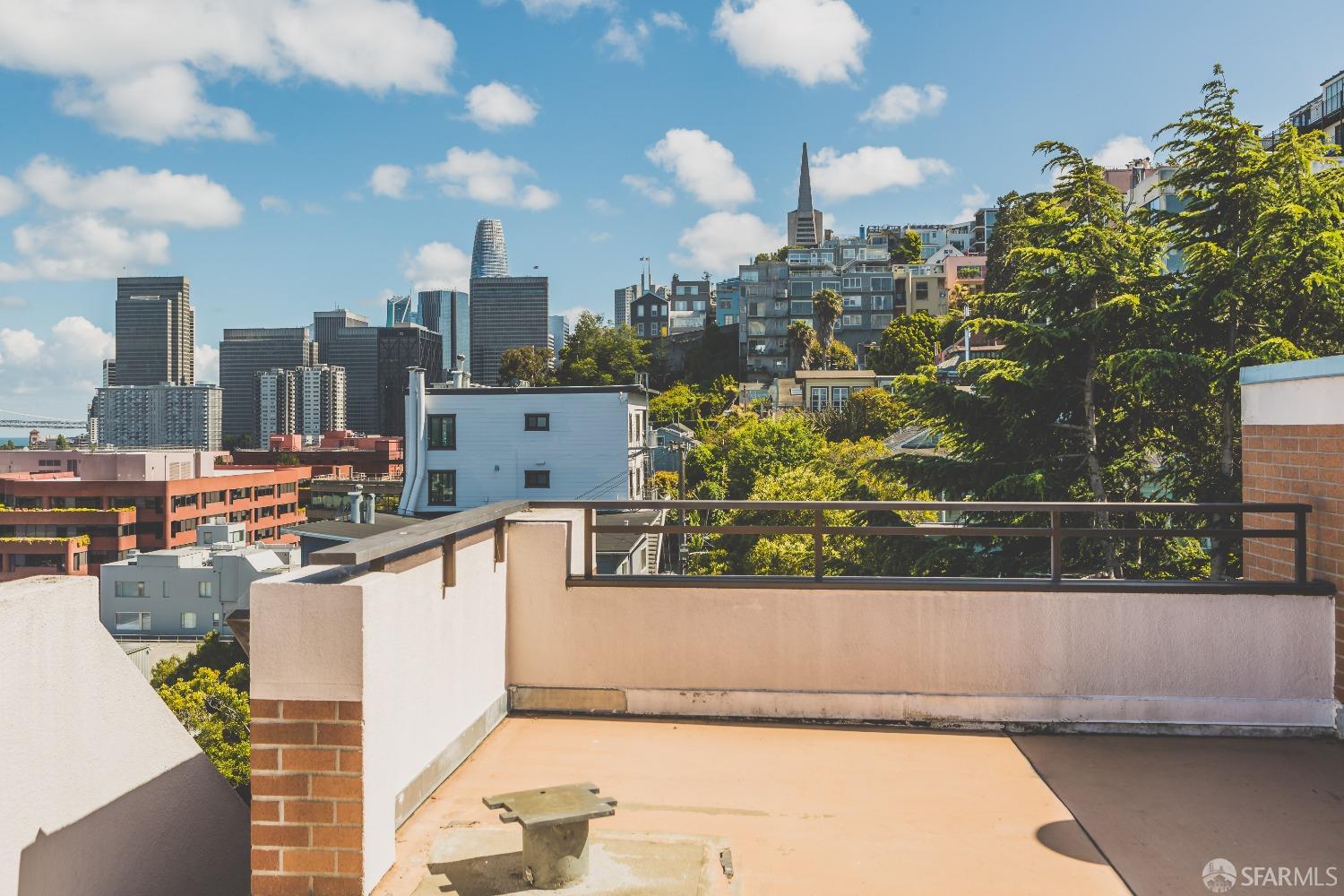 Detail Gallery Image 32 of 33 For 101 Lombard St 903w,  San Francisco,  CA 94111 - 2 Beds | 2 Baths
