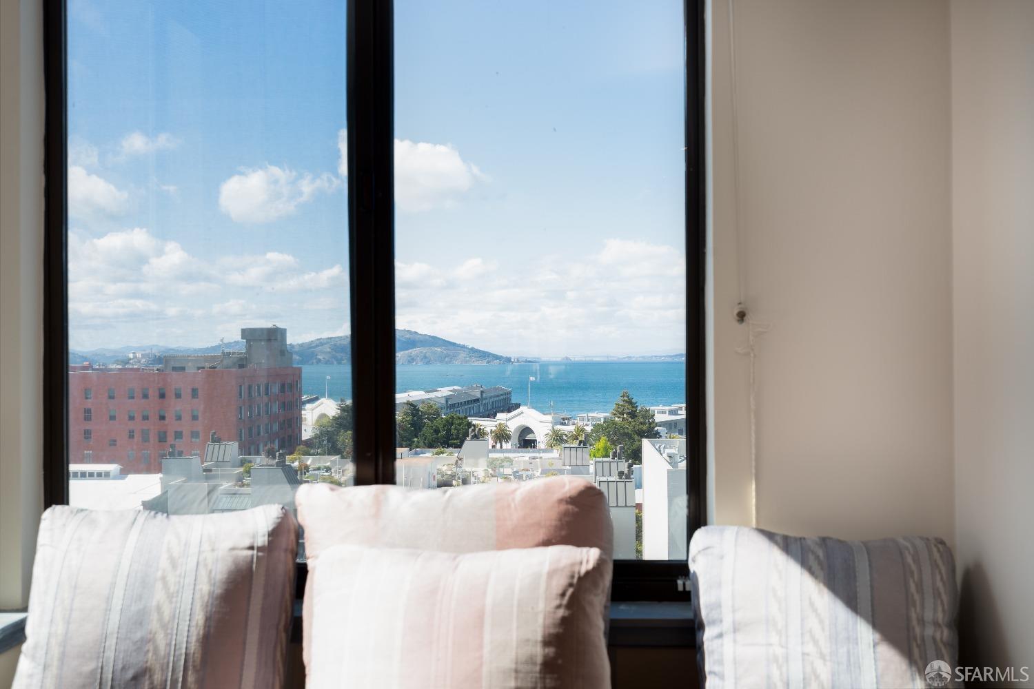 Detail Gallery Image 7 of 33 For 101 Lombard St 903w,  San Francisco,  CA 94111 - 2 Beds | 2 Baths