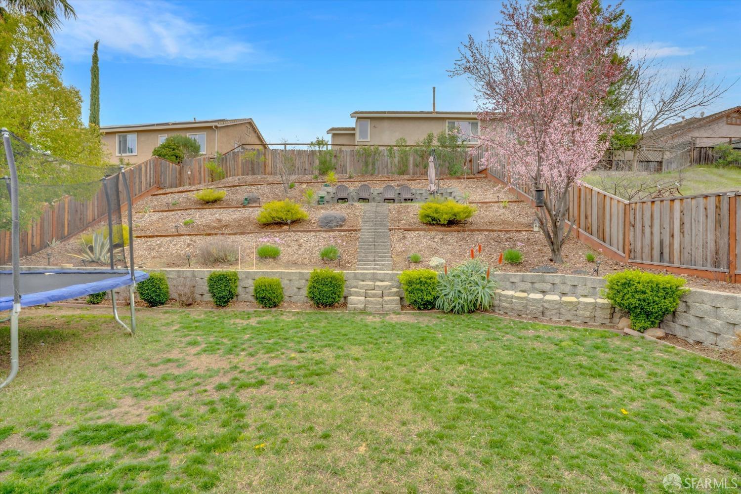 Detail Gallery Image 43 of 53 For 1212 Oak Haven Way, Antioch,  CA 94531 - 4 Beds | 2/1 Baths