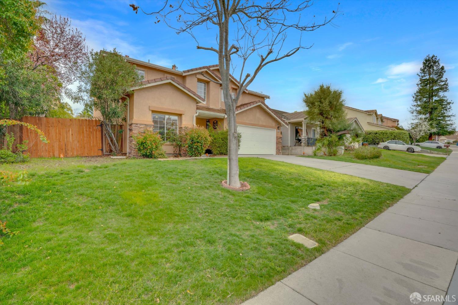 Detail Gallery Image 3 of 53 For 1212 Oak Haven Way, Antioch,  CA 94531 - 4 Beds | 2/1 Baths