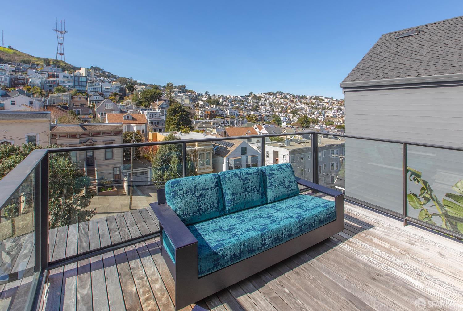 Detail Gallery Image 11 of 93 For 335 Diamond St, San Francisco,  CA 94114 - 3 Beds | 3 Baths
