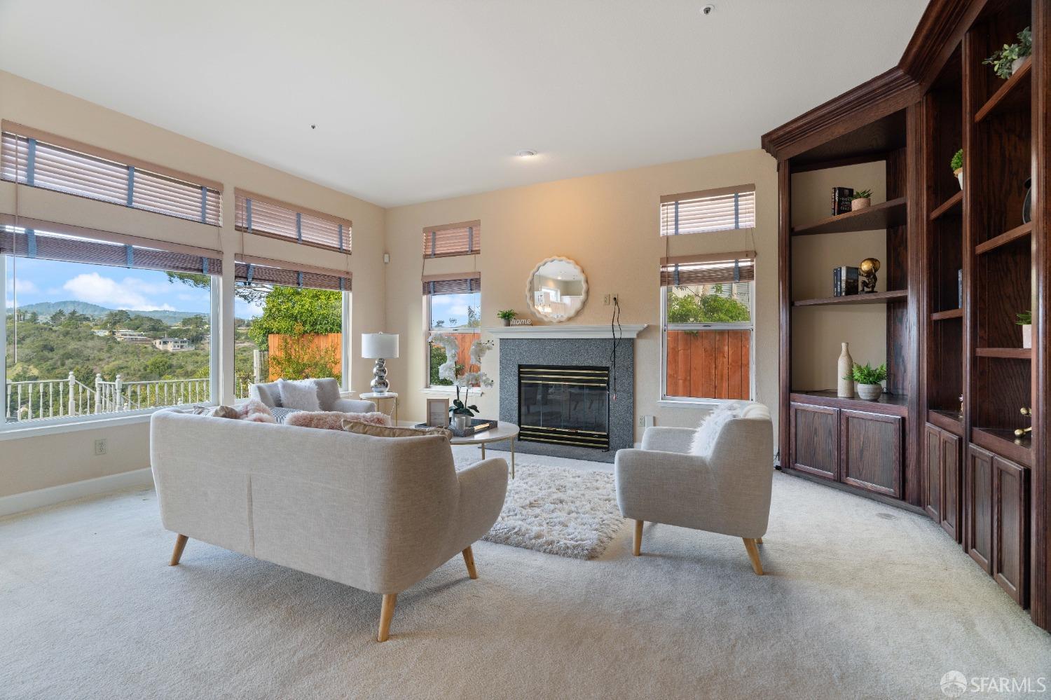 Detail Gallery Image 11 of 49 For 17 Lakewood Cir, San Mateo,  CA 94402 - 4 Beds | 3 Baths