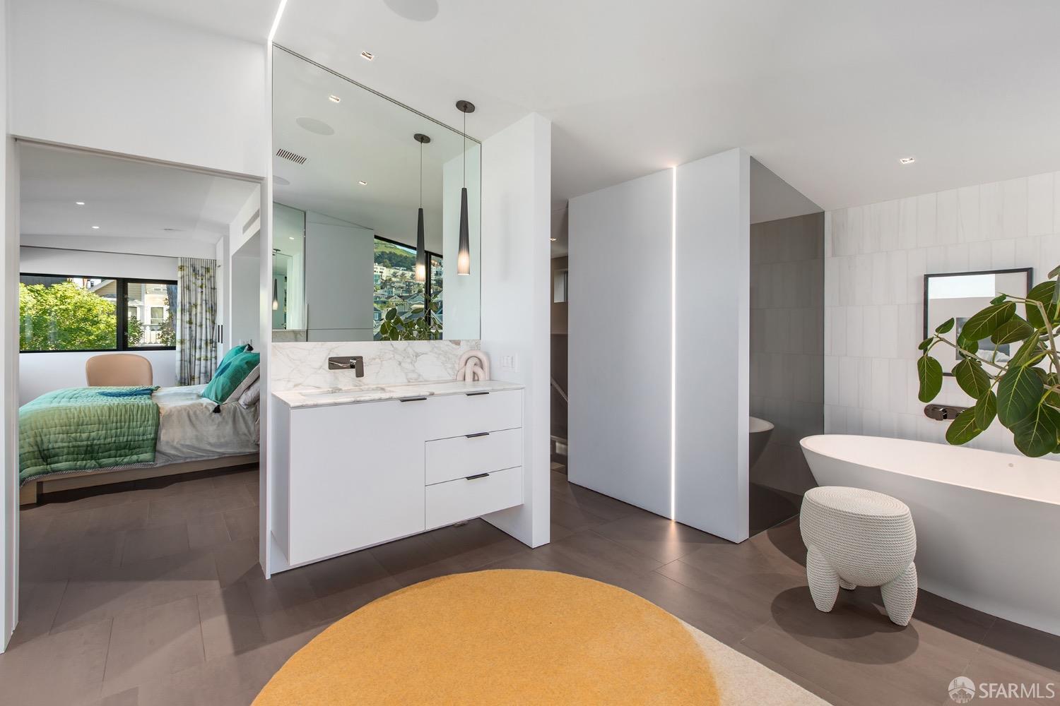 Detail Gallery Image 52 of 93 For 335 Diamond St, San Francisco,  CA 94114 - 3 Beds | 3 Baths