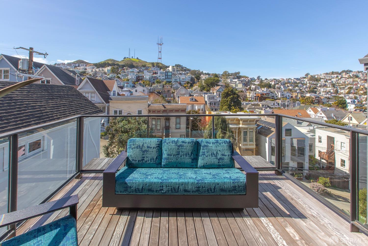 Detail Gallery Image 12 of 93 For 335 Diamond St, San Francisco,  CA 94114 - 3 Beds | 3 Baths