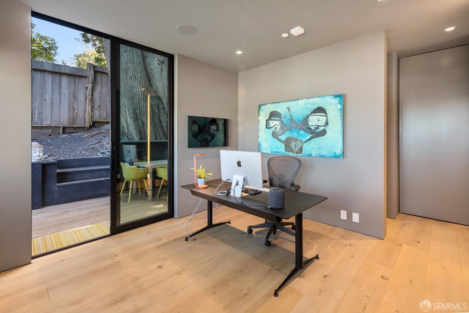 Detail Gallery Image 82 of 93 For 335 Diamond St, San Francisco,  CA 94114 - 3 Beds | 3 Baths