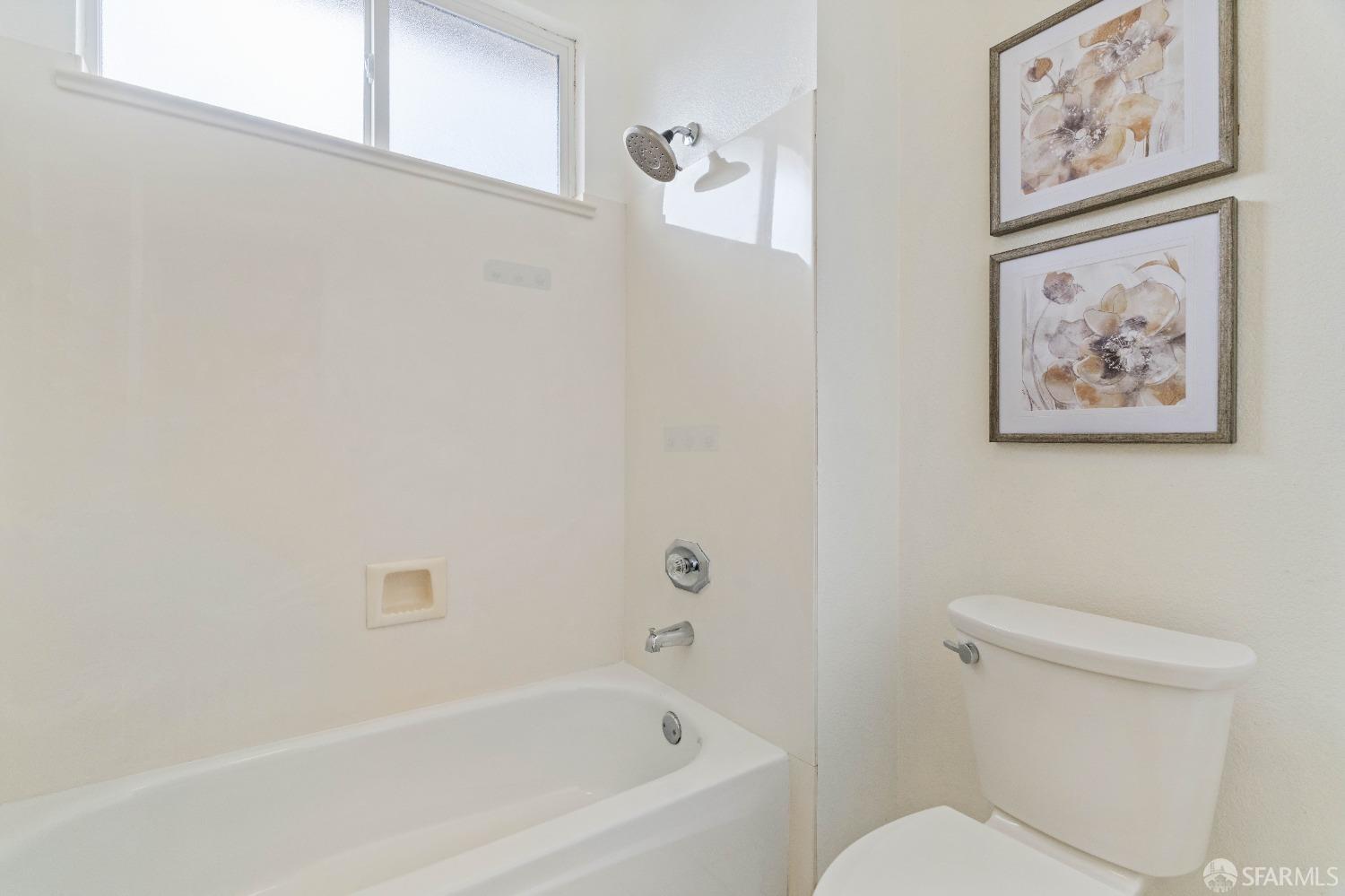 Detail Gallery Image 33 of 56 For 2626 Orange Way, Antioch,  CA 94531 - 5 Beds | 2/1 Baths