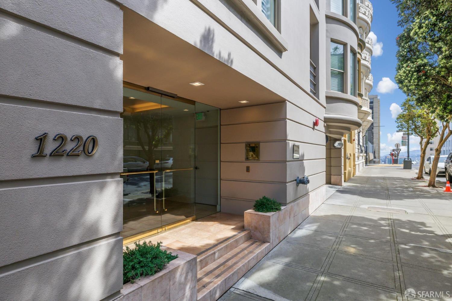 Detail Gallery Image 33 of 35 For 1220 Jones St #601,  San Francisco,  CA 94109 - 3 Beds | 3 Baths
