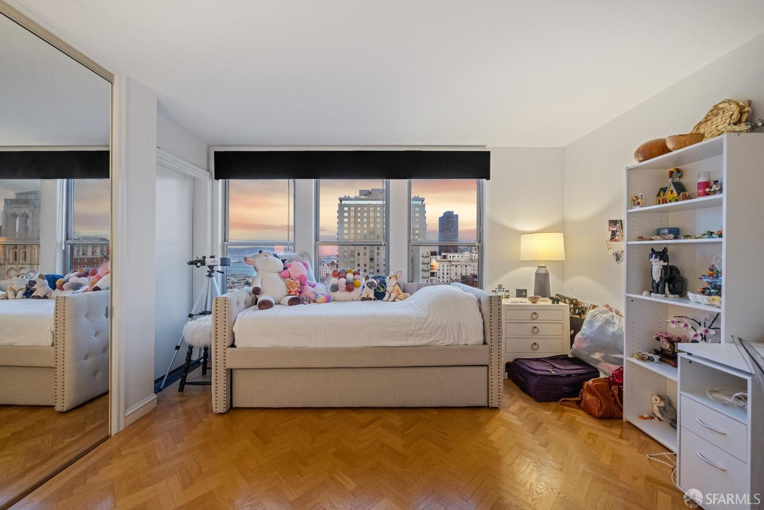 Detail Gallery Image 31 of 35 For 1220 Jones St #601,  San Francisco,  CA 94109 - 3 Beds | 3 Baths