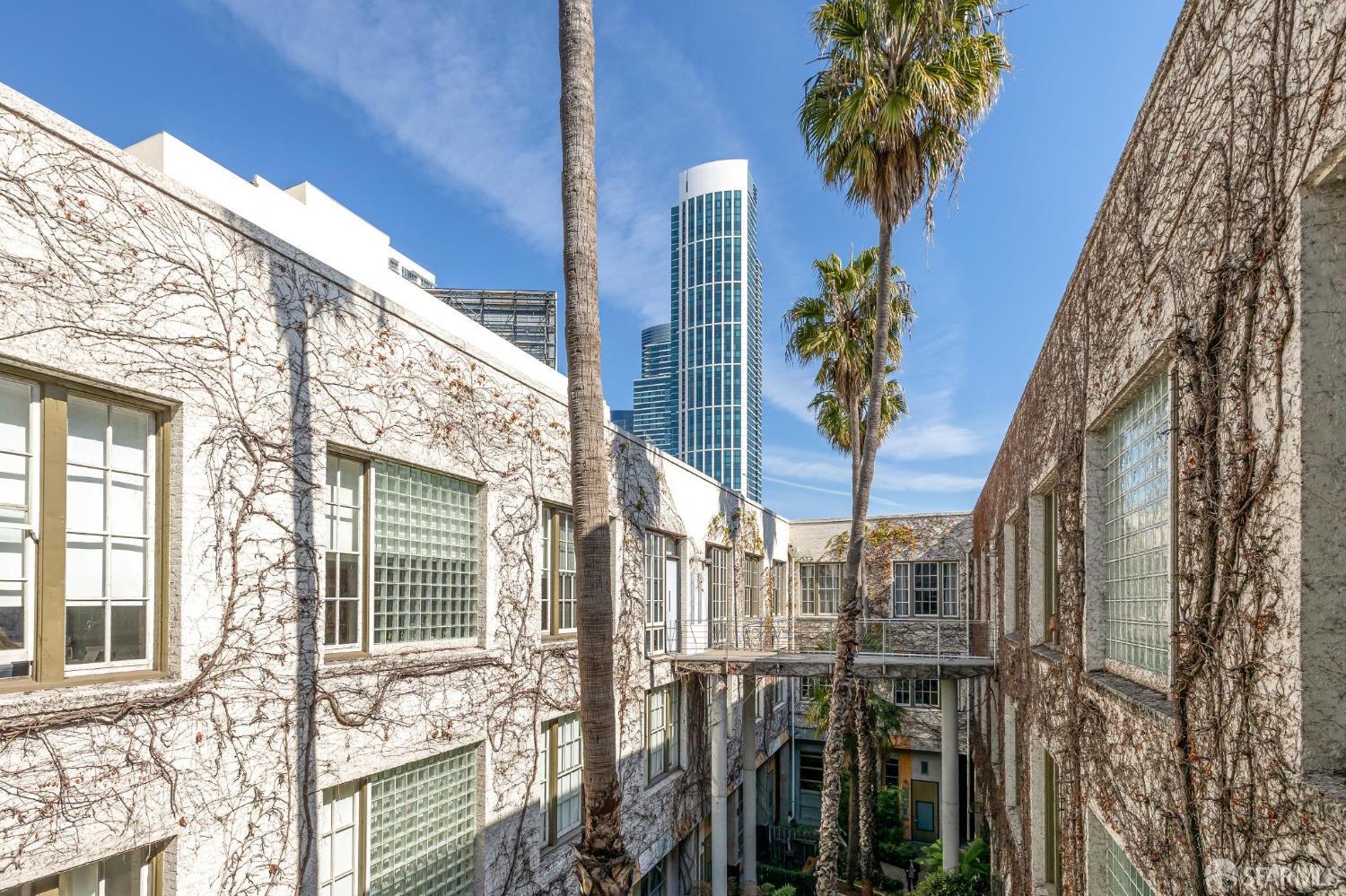 Photo #37: 425022753 Listing: Photo #37