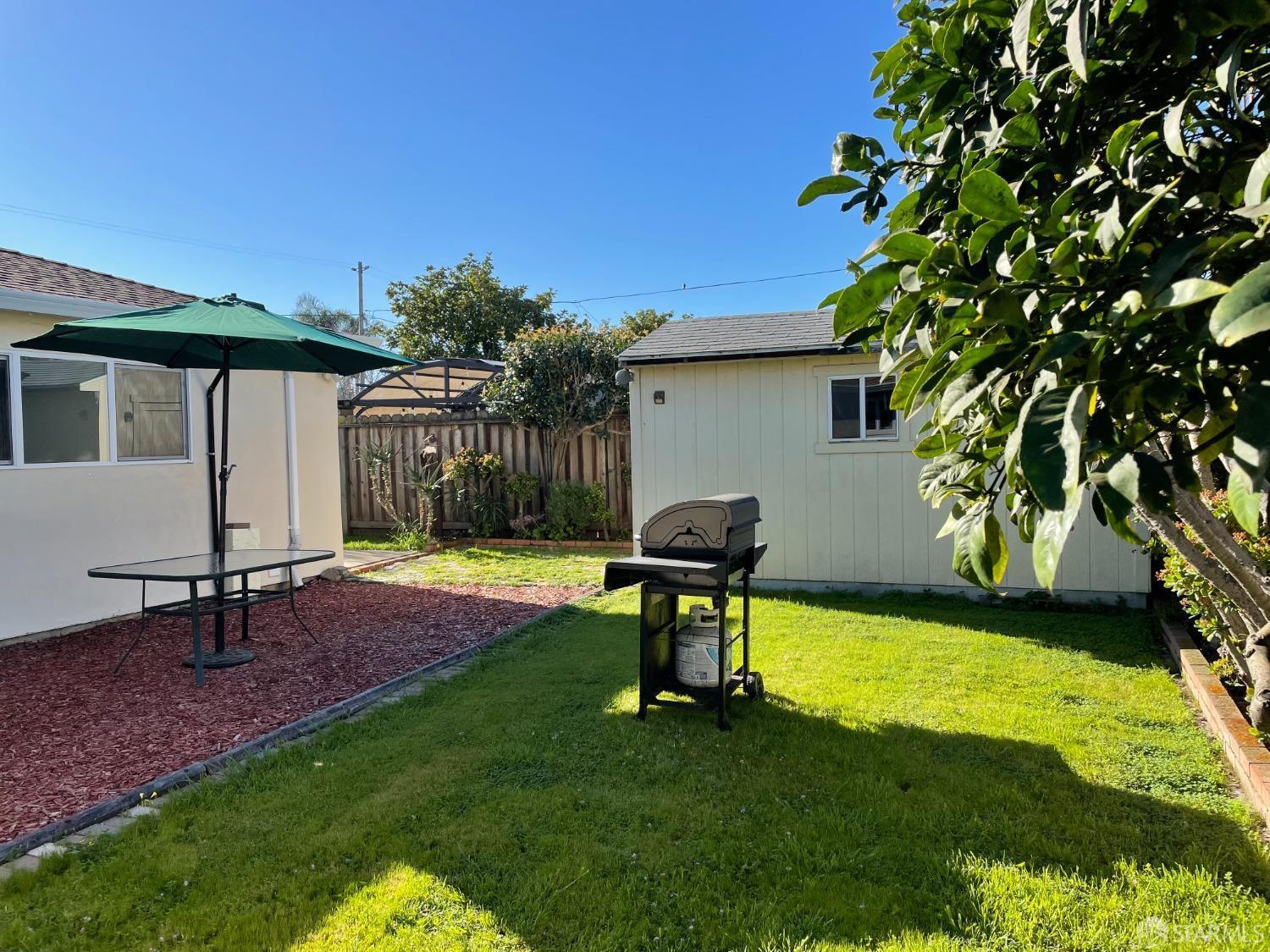 Detail Gallery Image 15 of 38 For 21723 Ada St, Castro Valley,  CA 94546 - 3 Beds | 2 Baths