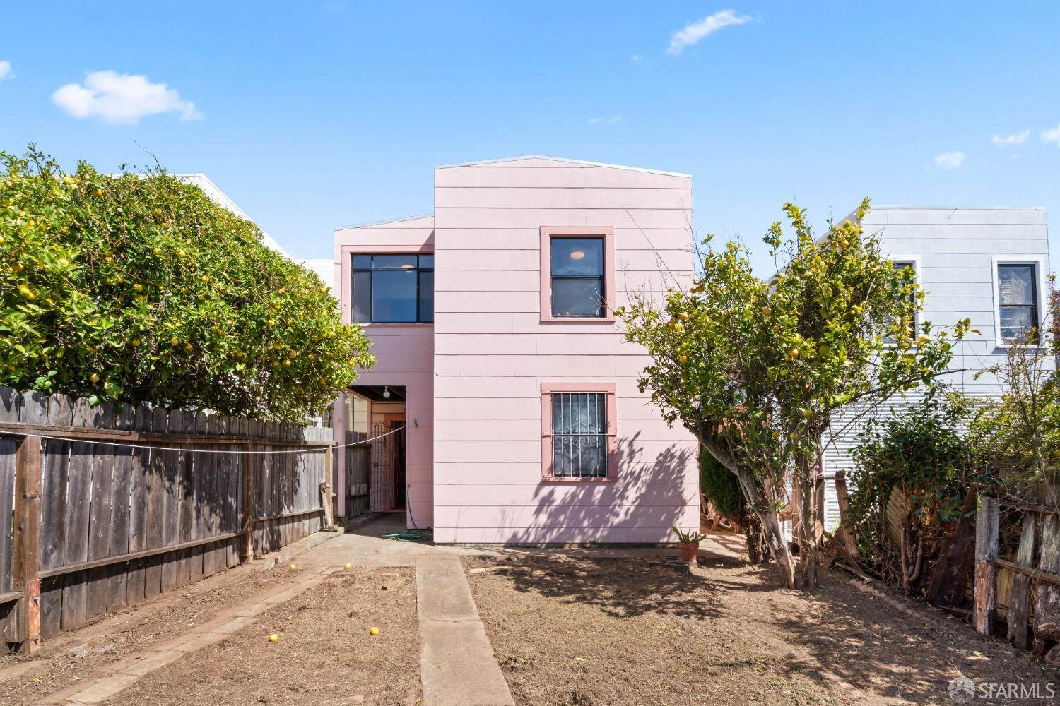 Detail Gallery Image 12 of 32 For 227 Arleta Ave, San Francisco,  CA 94134 - 3 Beds | 1/1 Baths