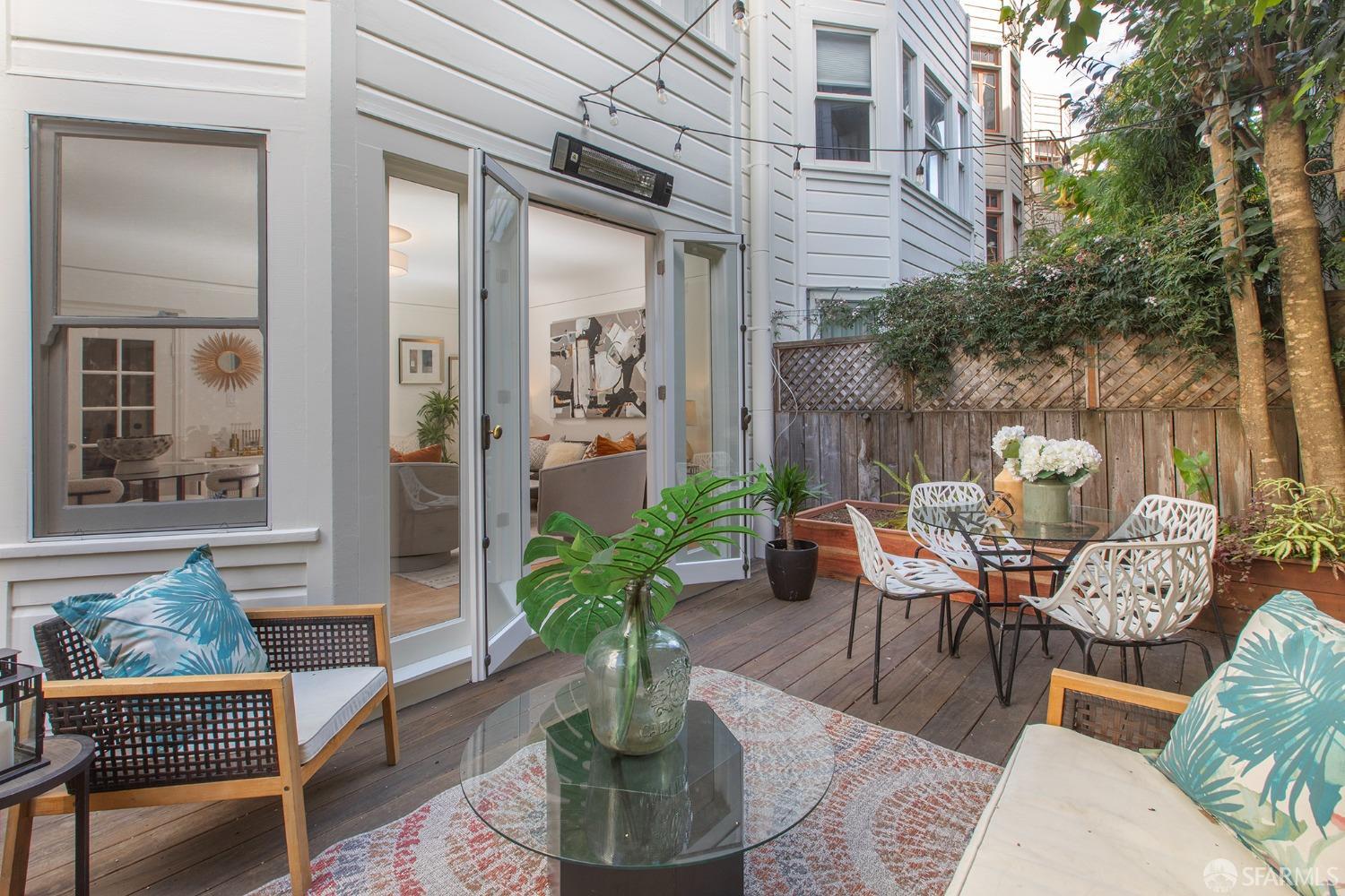 Photo #3: 425026946 Listing 