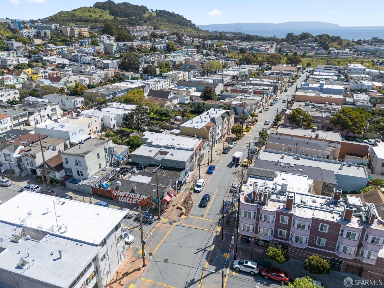 Detail Gallery Image 22 of 32 For 227 Arleta Ave, San Francisco,  CA 94134 - 3 Beds | 1/1 Baths