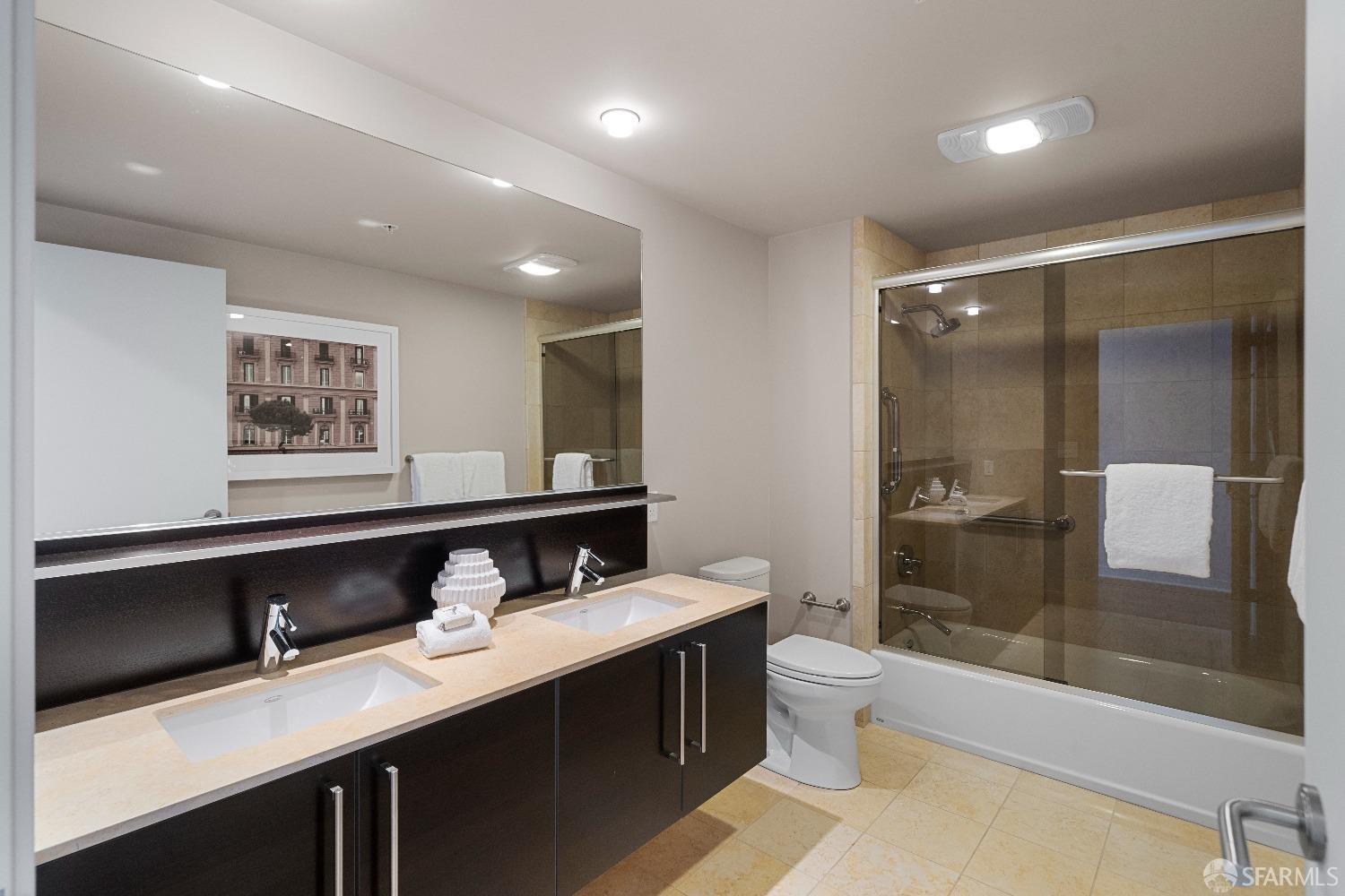 Photo #33: 425027824 Listing: Photo #33