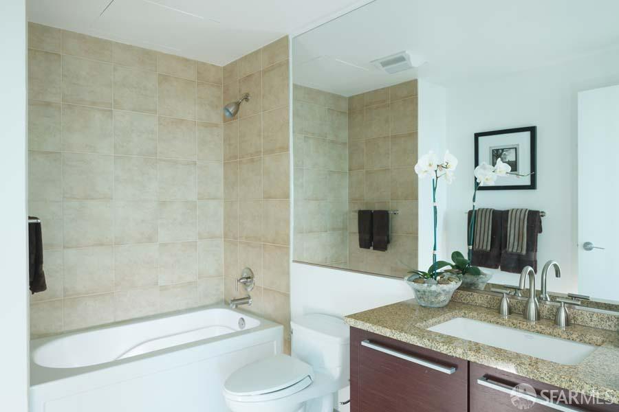 Photo #11: 425028306 Listing: Photo #11