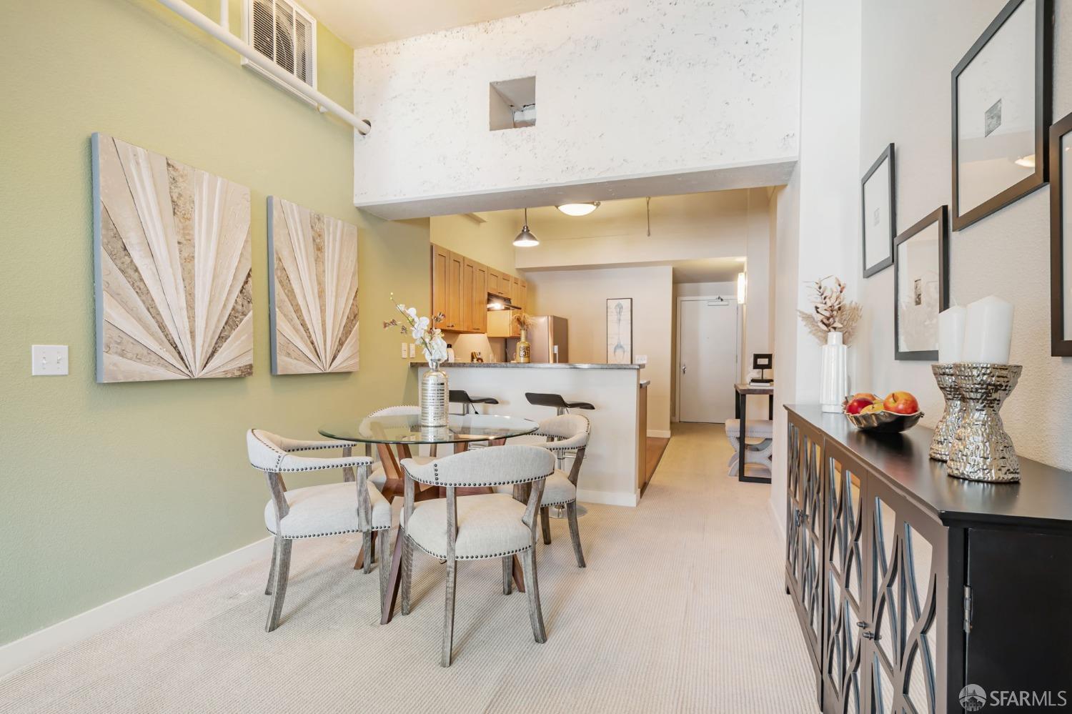 Photo #8: 425028485 Listing: Photo #8