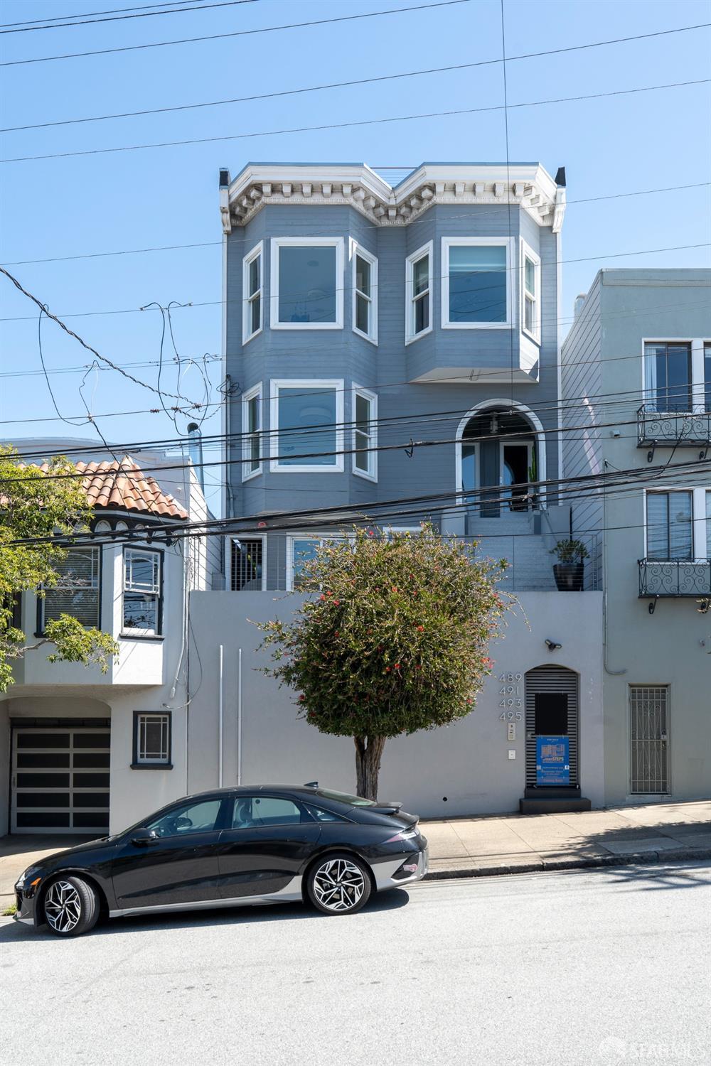Photo #2: 425011322 Listing 