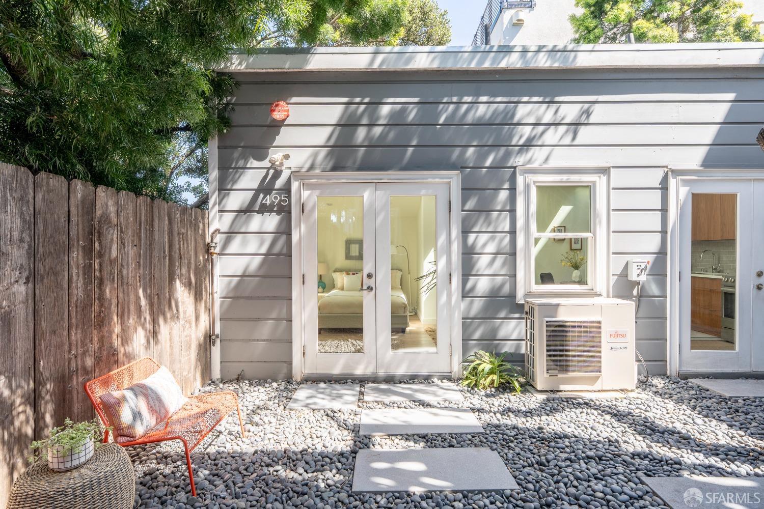 Photo #3: 425011322 Listing 