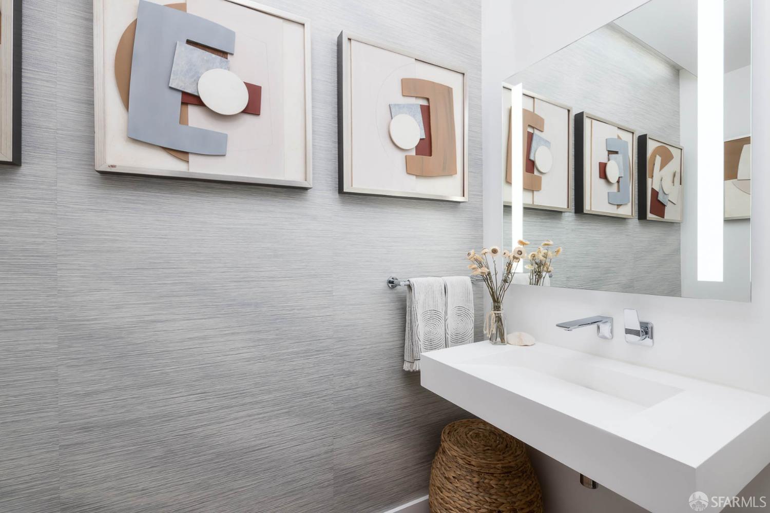 Detail Gallery Image 12 of 41 For 1 Bristol Ct #304,  San Francisco,  CA 94130 - 2 Beds | 2/1 Baths