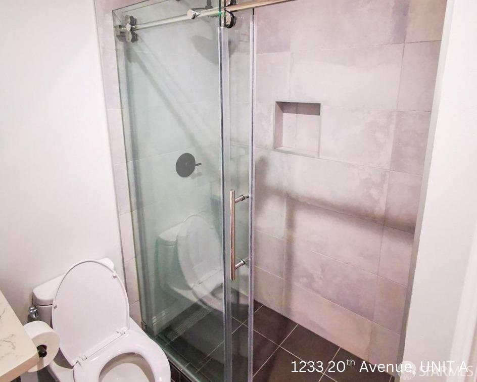 Detail Gallery Image 21 of 30 For 1233 20th Ave, San Francisco,  CA 94122 - 4 Beds | 4 Baths