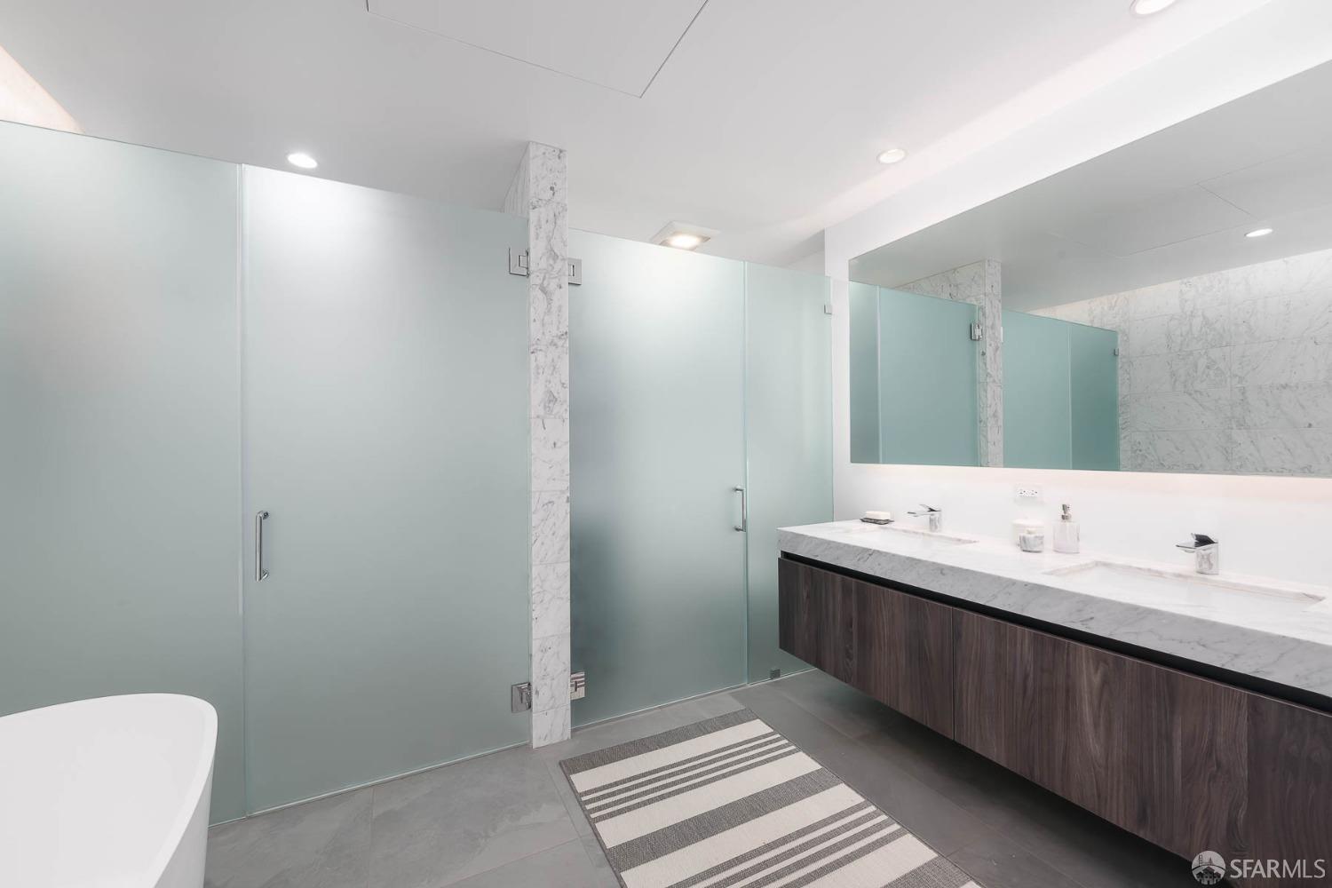 Detail Gallery Image 17 of 41 For 1 Bristol Ct #304,  San Francisco,  CA 94130 - 2 Beds | 2/1 Baths
