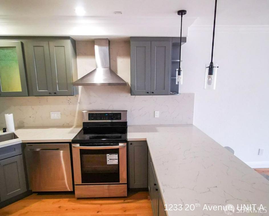 Detail Gallery Image 16 of 30 For 1233 20th Ave, San Francisco,  CA 94122 - 4 Beds | 4 Baths