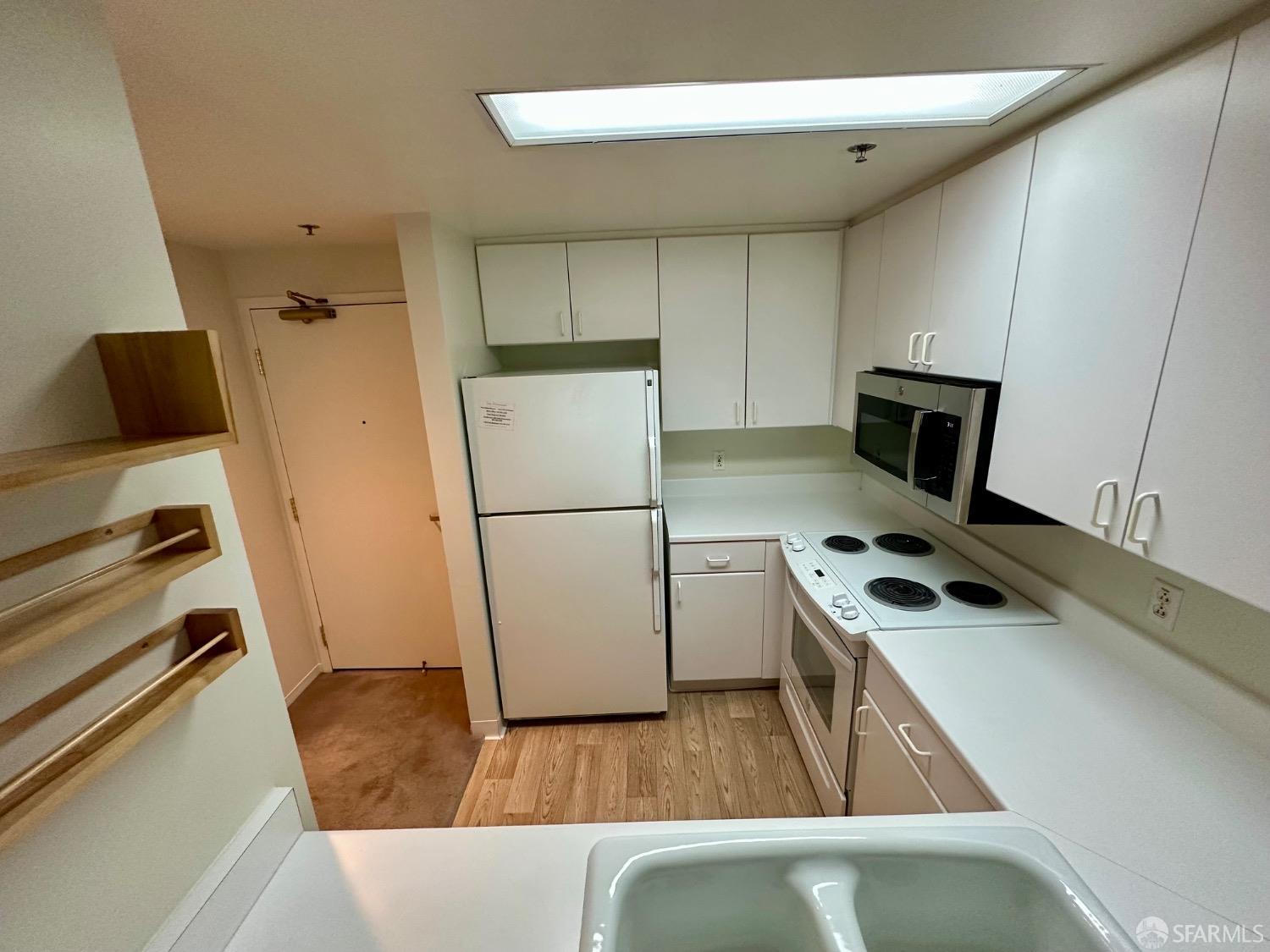 Detail Gallery Image 20 of 29 For 111 Chestnut St #208,  San Francisco,  CA 94111 - 1 Beds | 1 Baths