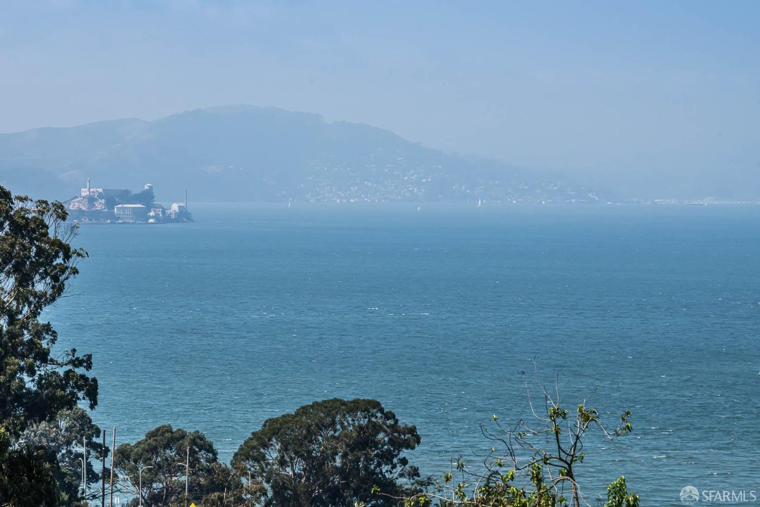 Detail Gallery Image 30 of 41 For 1 Bristol Ct #304,  San Francisco,  CA 94130 - 2 Beds | 2/1 Baths