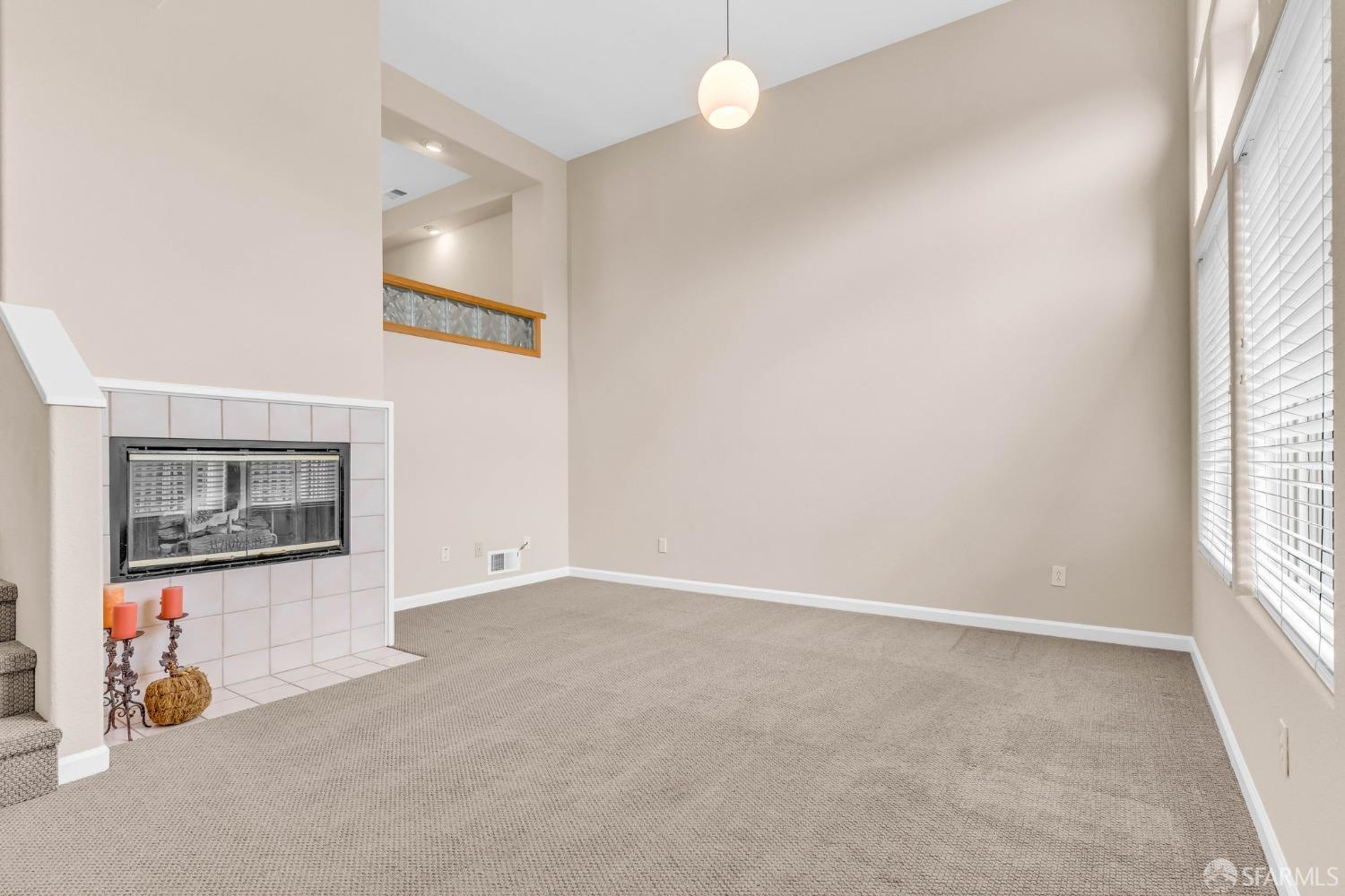 Detail Gallery Image 9 of 39 For 65 Patrick Way, Half Moon Bay,  CA 94019 - 2 Beds | 2/1 Baths