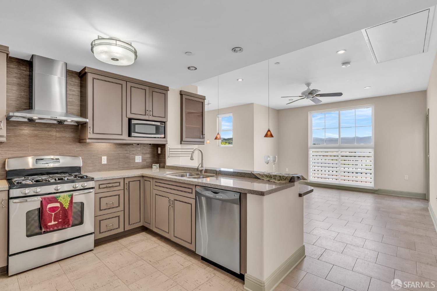 El Camino Real None #402, Millbrae, California image 21