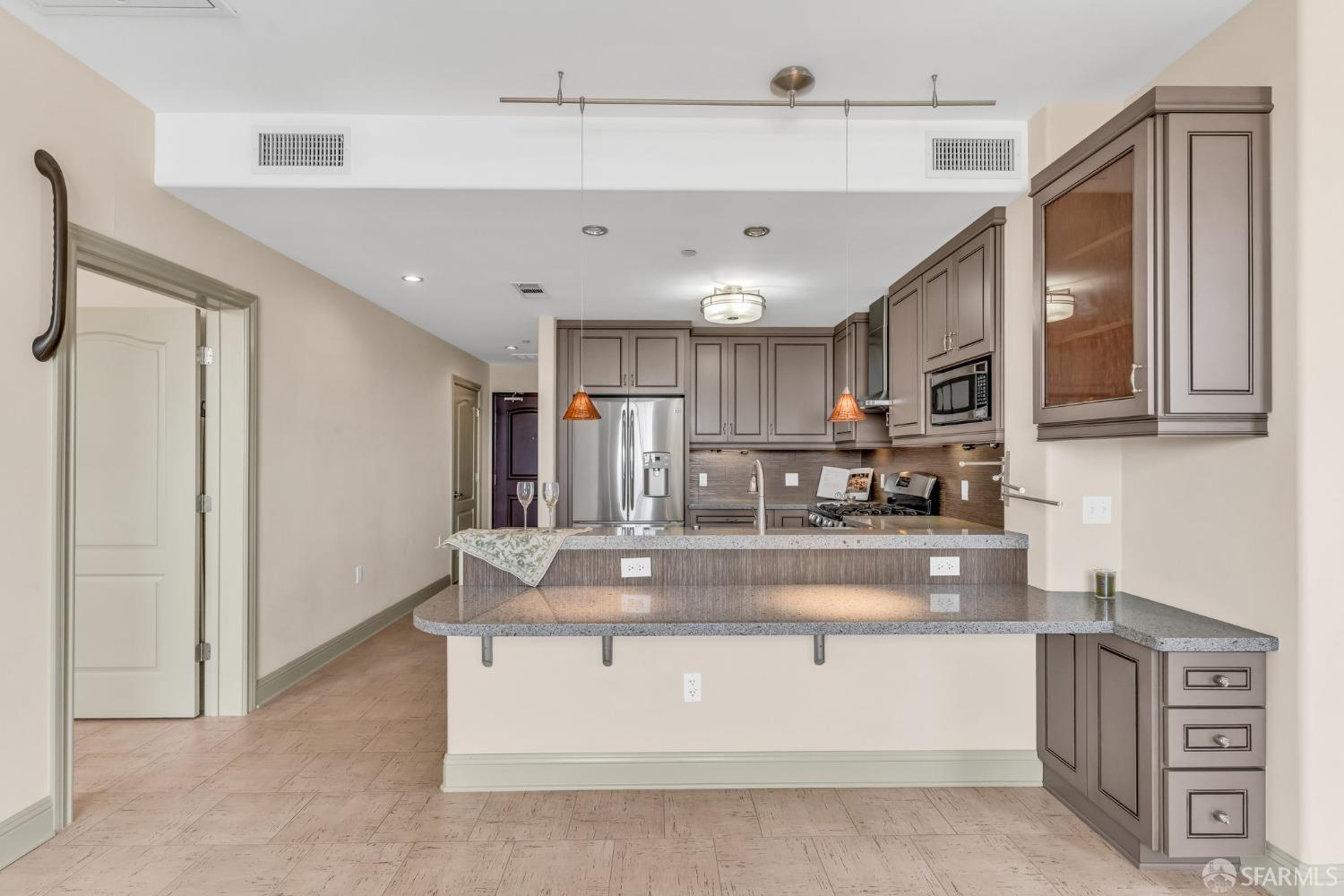 El Camino Real None #402, Millbrae, California image 18