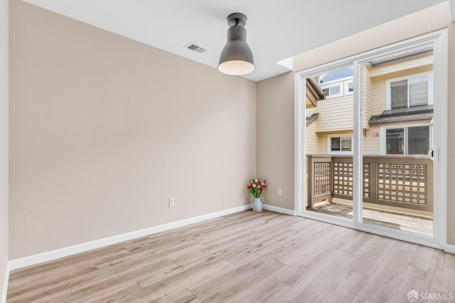 Detail Gallery Image 15 of 39 For 65 Patrick Way, Half Moon Bay,  CA 94019 - 2 Beds | 2/1 Baths