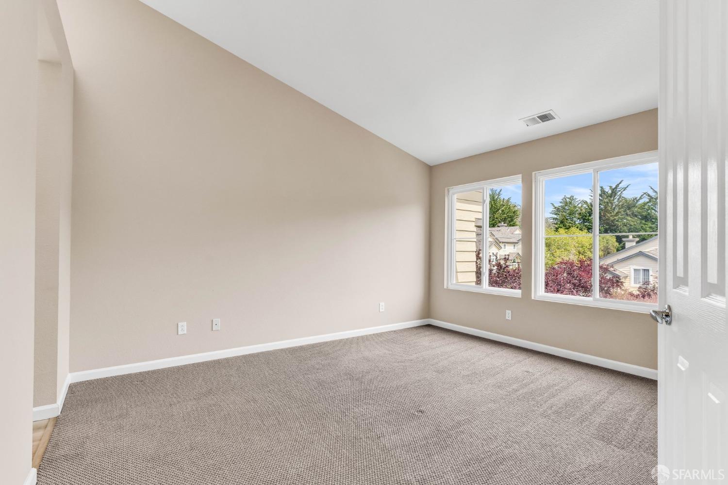 Detail Gallery Image 24 of 39 For 65 Patrick Way, Half Moon Bay,  CA 94019 - 2 Beds | 2/1 Baths