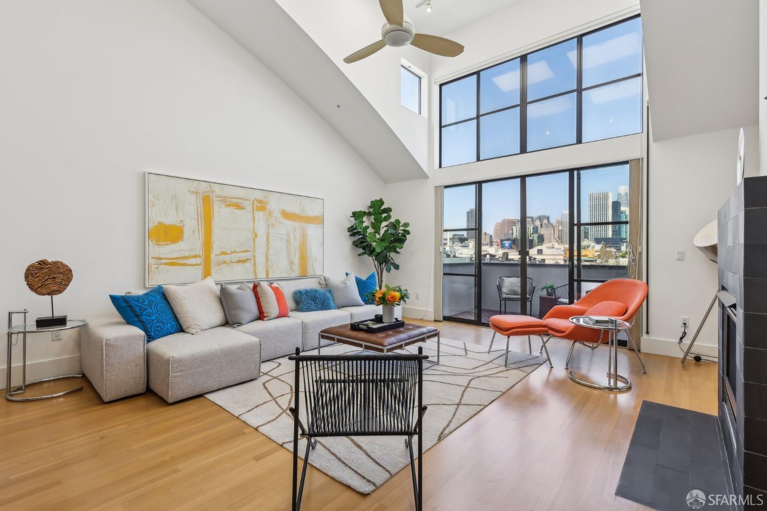 Photo #3: 425014916 Listing 