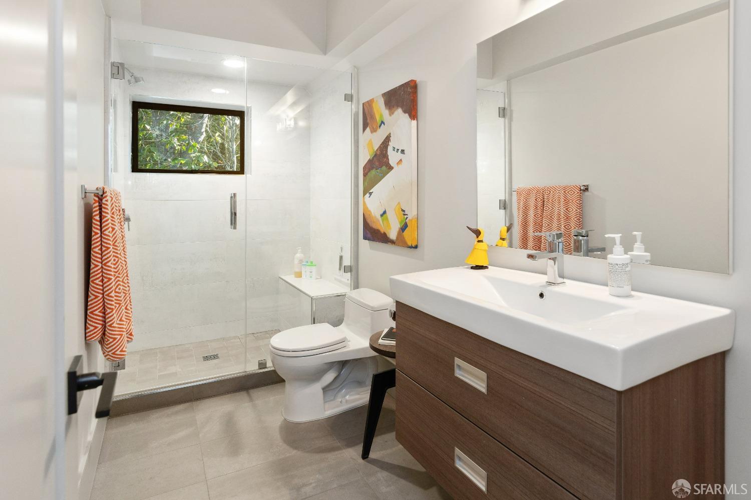 Detail Gallery Image 32 of 41 For 121 Tappan Ln, Orinda,  CA 94563 - 5 Beds | 5 Baths