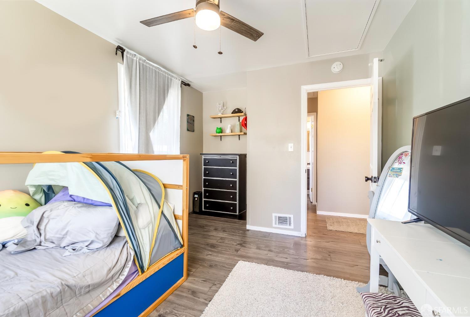 Detail Gallery Image 29 of 53 For 1114 Fernside St, Redwood City,  CA 94061 - 3 Beds | 2 Baths