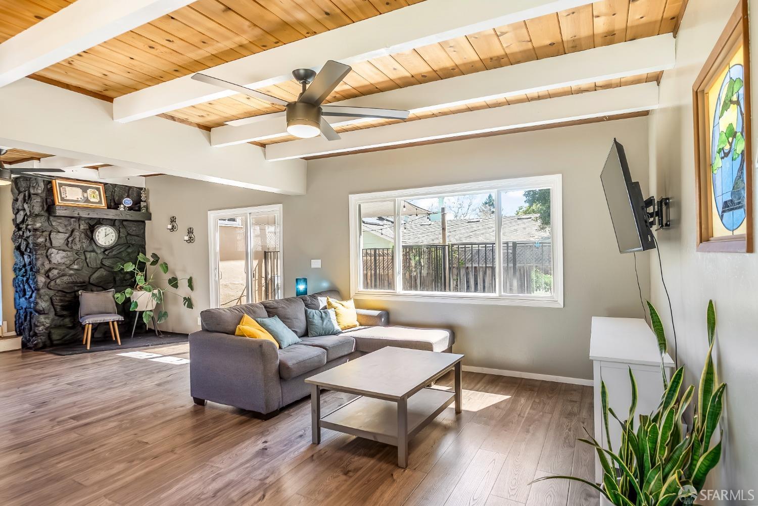 Detail Gallery Image 21 of 53 For 1114 Fernside St, Redwood City,  CA 94061 - 3 Beds | 2 Baths