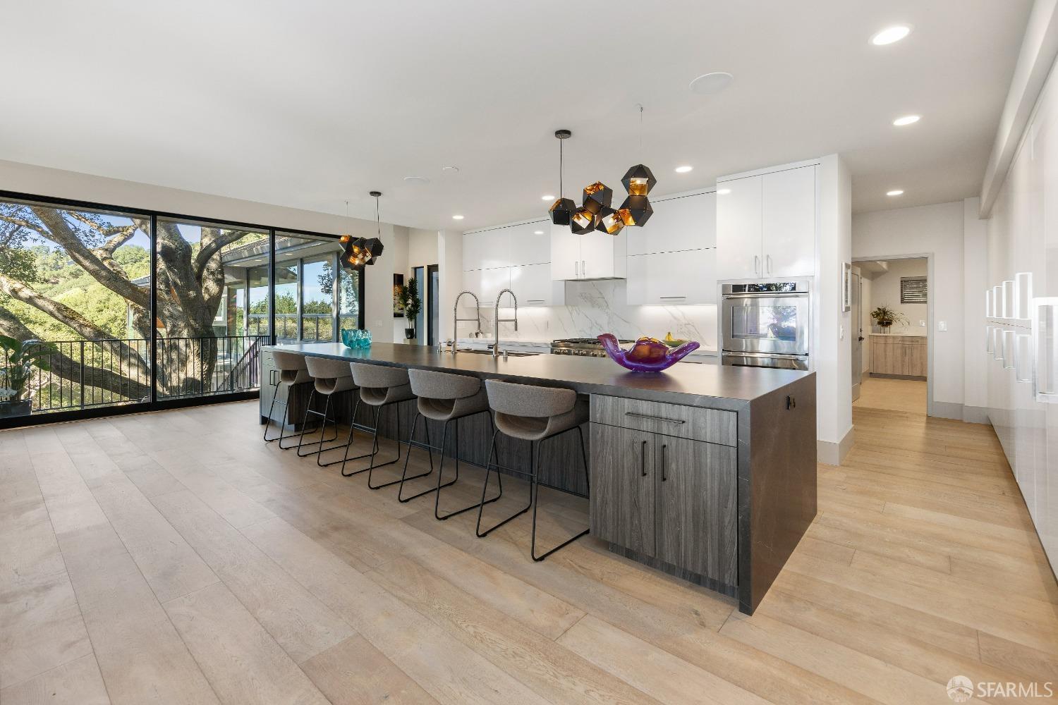 Detail Gallery Image 11 of 41 For 121 Tappan Ln, Orinda,  CA 94563 - 5 Beds | 5 Baths