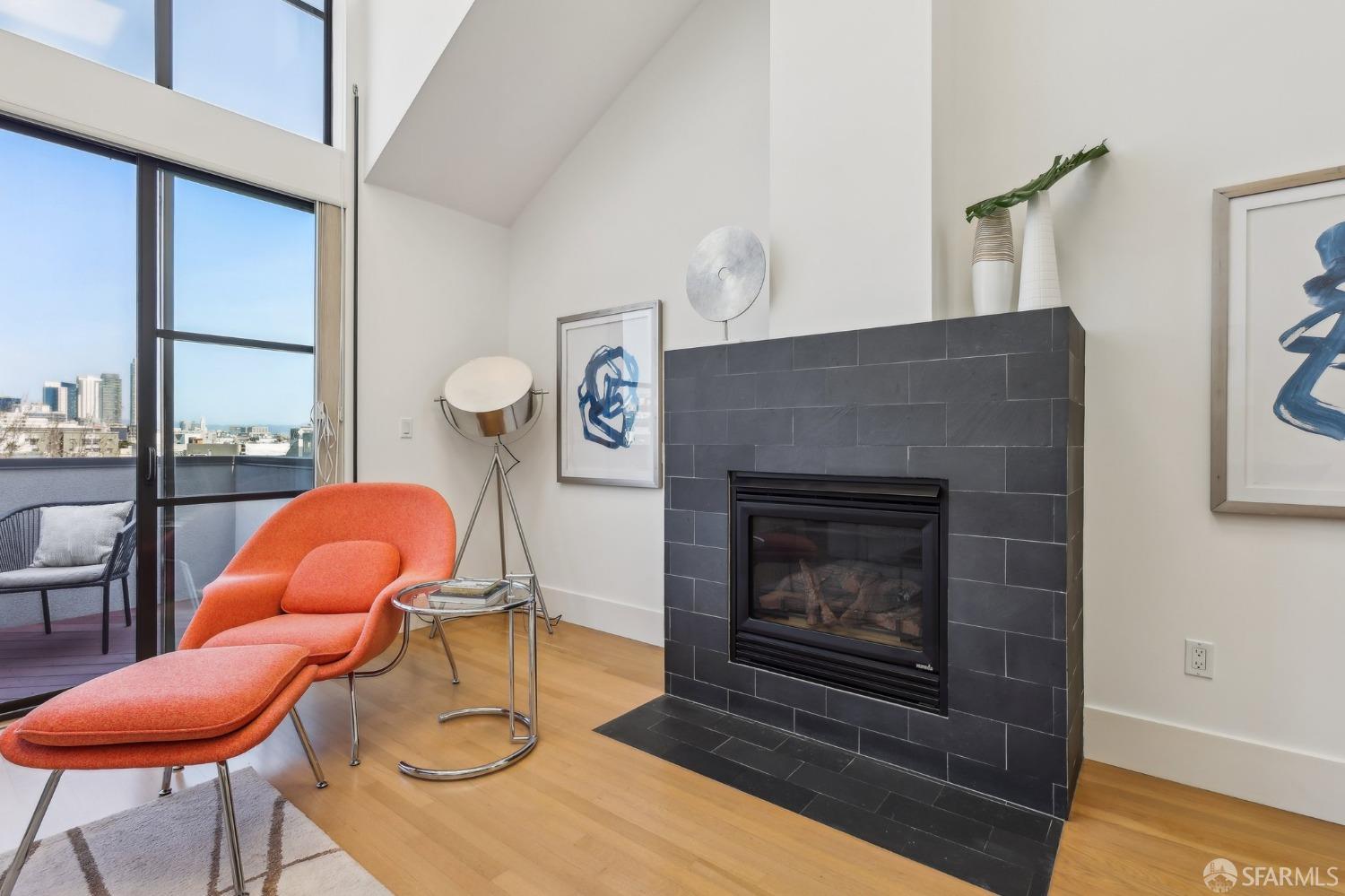 Photo #5: 425014916 Listing: Photo #5