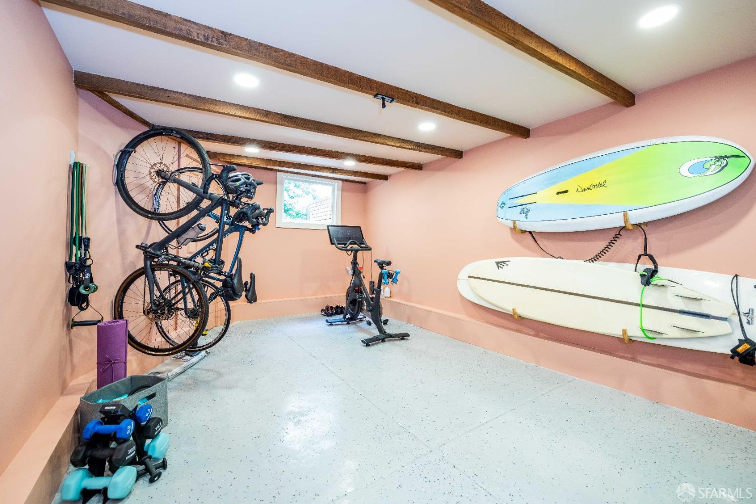 Detail Gallery Image 18 of 24 For 1490 Francisco St #3,  San Francisco,  CA 94123 - 2 Beds | 1/1 Baths