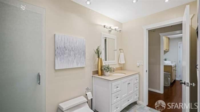 Detail Gallery Image 15 of 26 For 338 Kings Rd, Brisbane,  CA 94005 - 4 Beds | 3 Baths