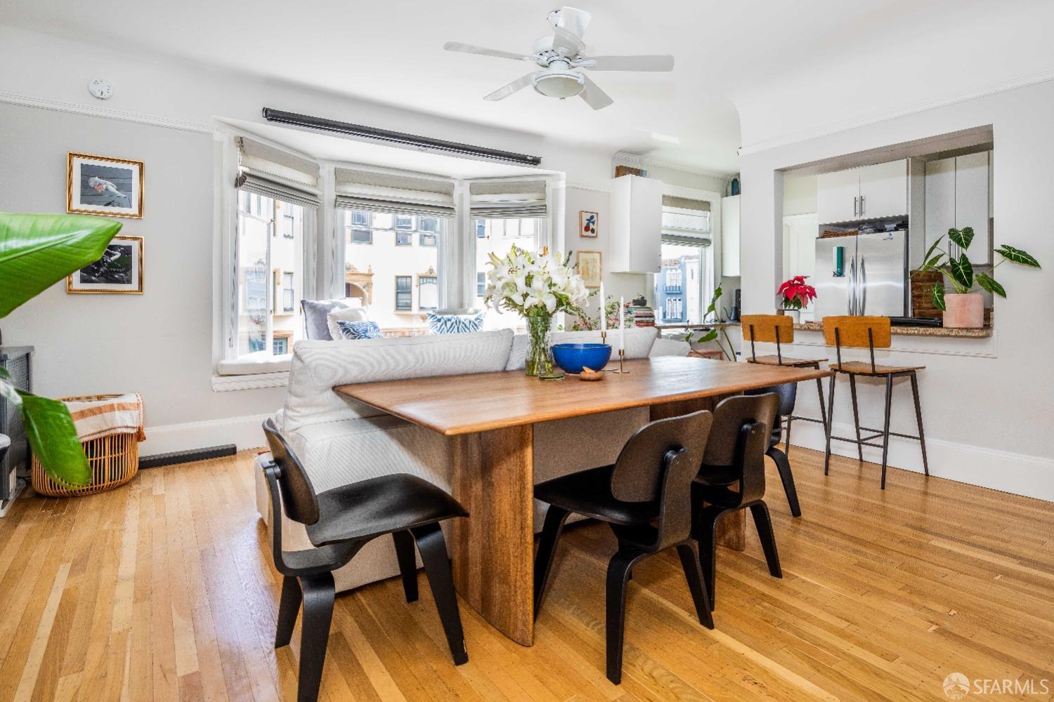 Detail Gallery Image 5 of 24 For 1490 Francisco St #3,  San Francisco,  CA 94123 - 2 Beds | 1/1 Baths