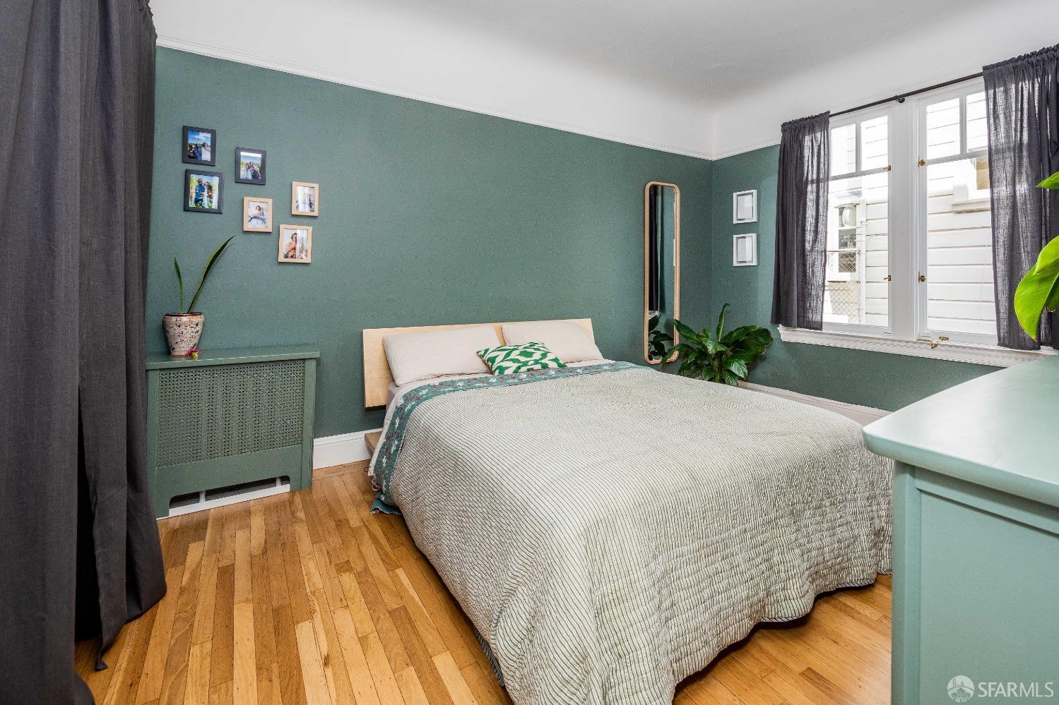 Detail Gallery Image 14 of 24 For 1490 Francisco St #3,  San Francisco,  CA 94123 - 2 Beds | 1/1 Baths