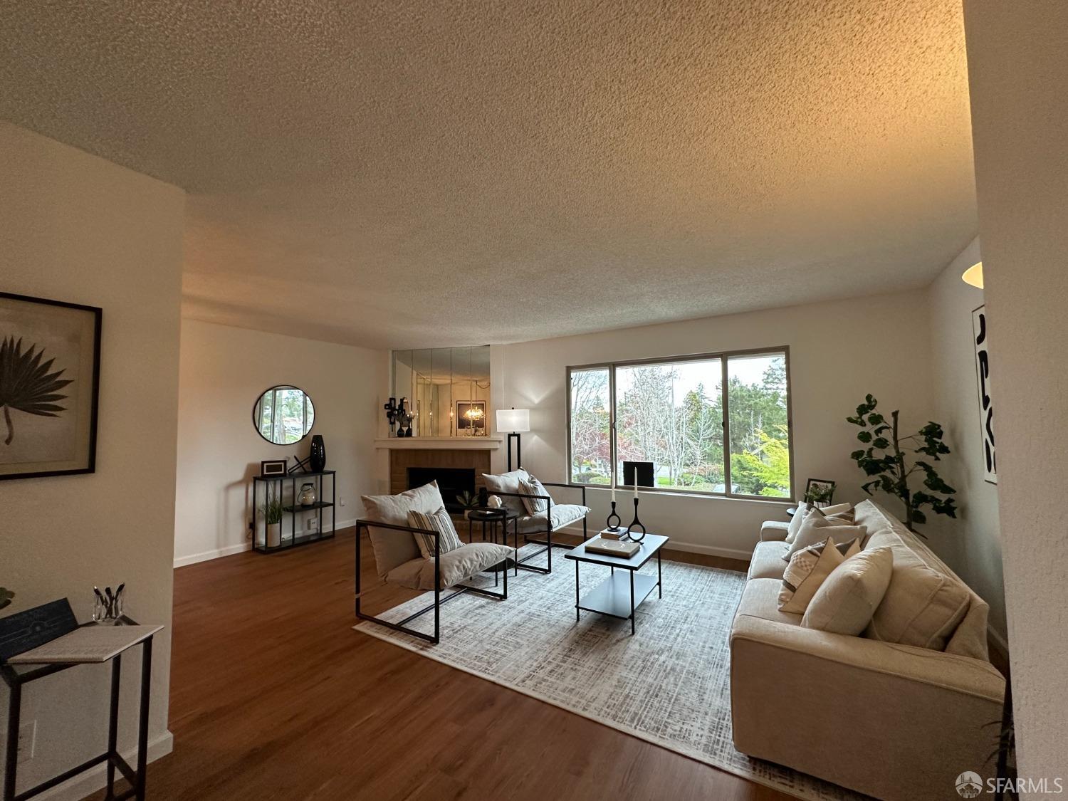 Detail Gallery Image 14 of 20 For 6 Havenridge Ct, San Mateo,  CA 94402 - 3 Beds | 2/1 Baths