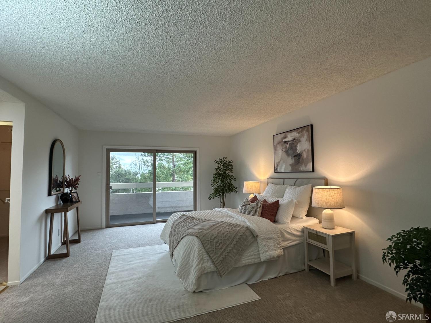Detail Gallery Image 13 of 20 For 6 Havenridge Ct, San Mateo,  CA 94402 - 3 Beds | 2/1 Baths
