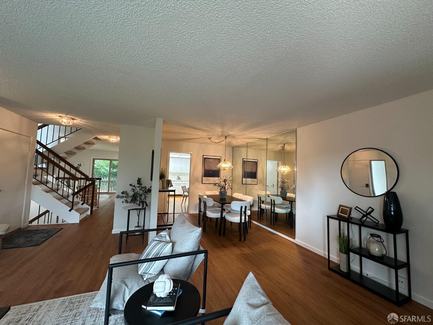 Detail Gallery Image 18 of 20 For 6 Havenridge Ct, San Mateo,  CA 94402 - 3 Beds | 2/1 Baths