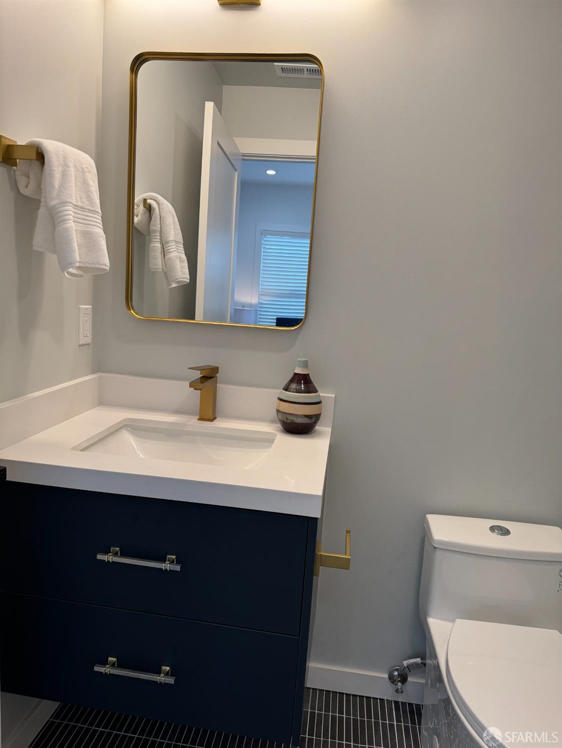 Photo #10: 425031022 Listing: Photo #10